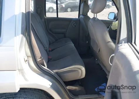 2002 Jeep Liberty Limited Edition from USA, damaged, VIN 1J4GK58K32W342001